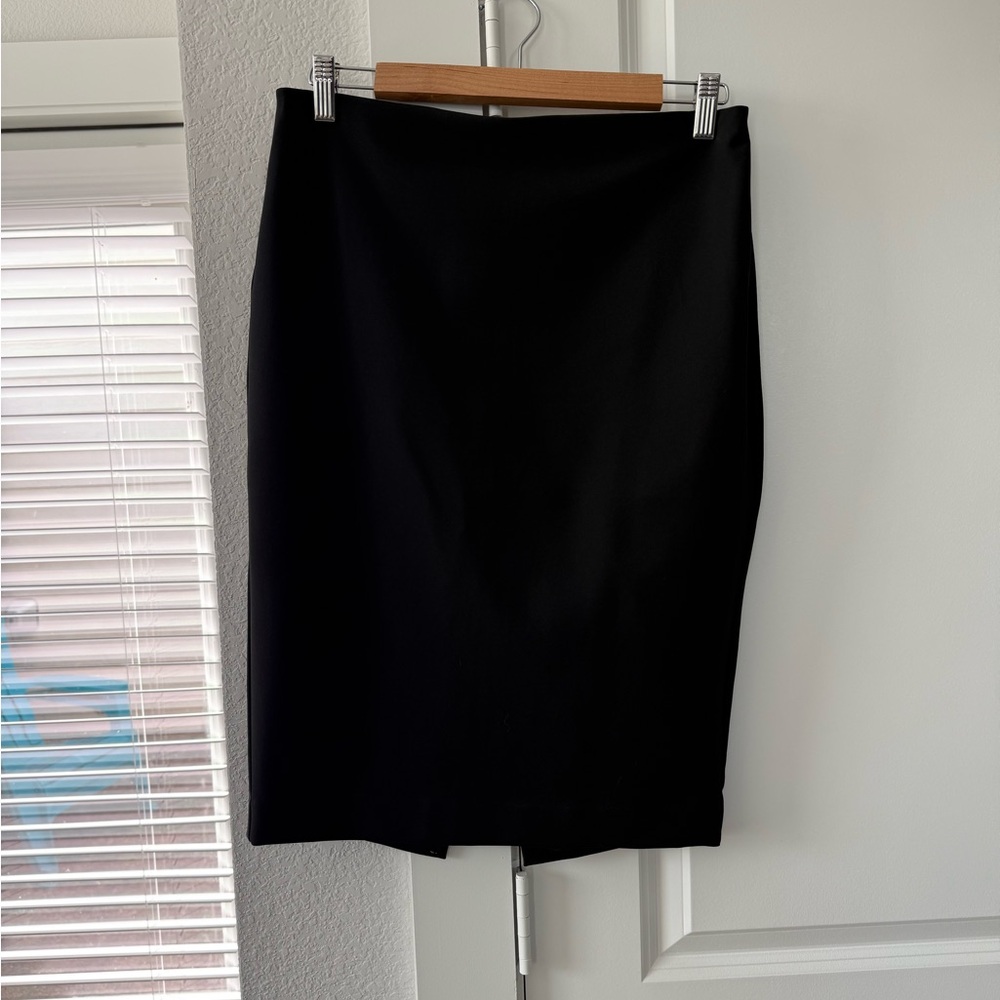 Elegant Black Pencil Skirt